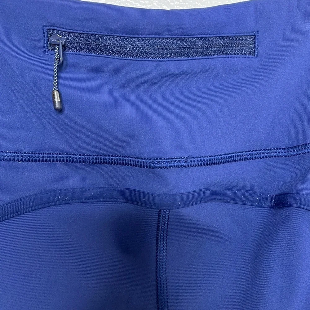 Lululemon 7/8 Blue Mesh Zipper Pocket Legging Women Size 6